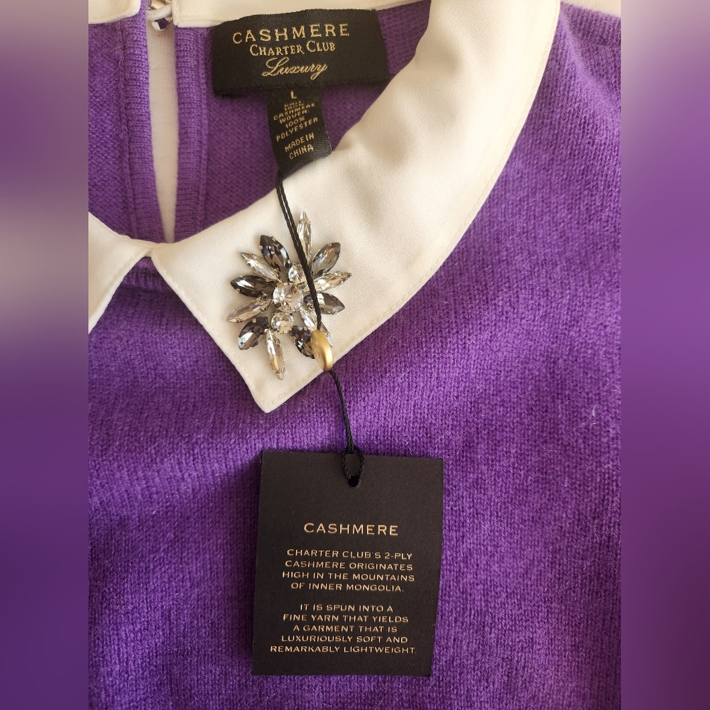NWT Cashmere Purple Violet Sweater with underlay and Embellished white Collar  L